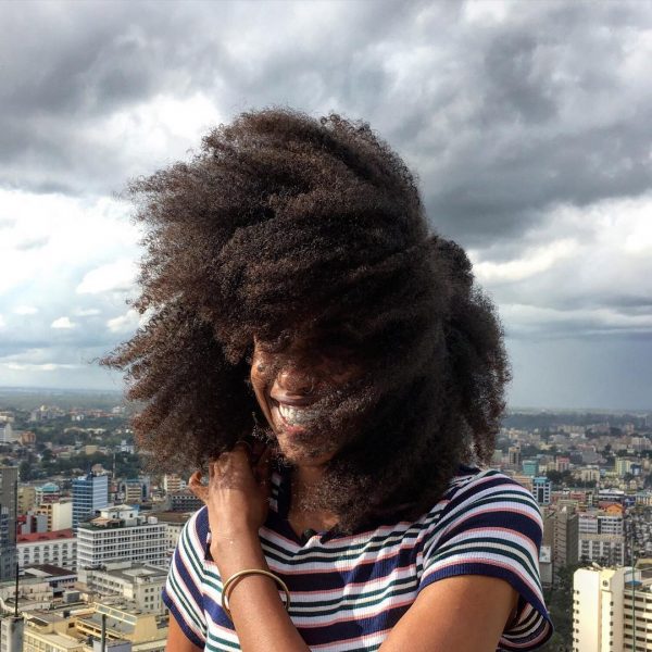 Having Difficulties Combing Your Hair? See These 6 Tips for a Softer Natural Hair